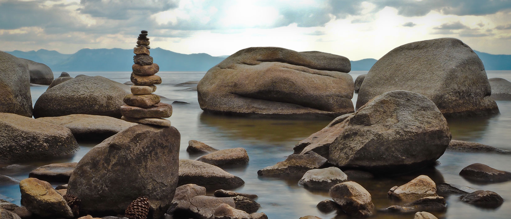 "Lake Tahoe: On a weekend in Tahoe with the International House friends, I tested my new filter for some long exposition shots."